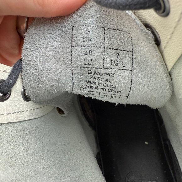 Dr. Martens Union Jack Soft Leather Boots Size EU 38 UK 5 US 7 Vintage Distresse - Picture 7 of 7